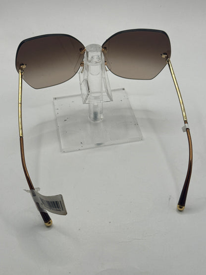 Dolce Gabbana 2204 Sunglasses in color 0213