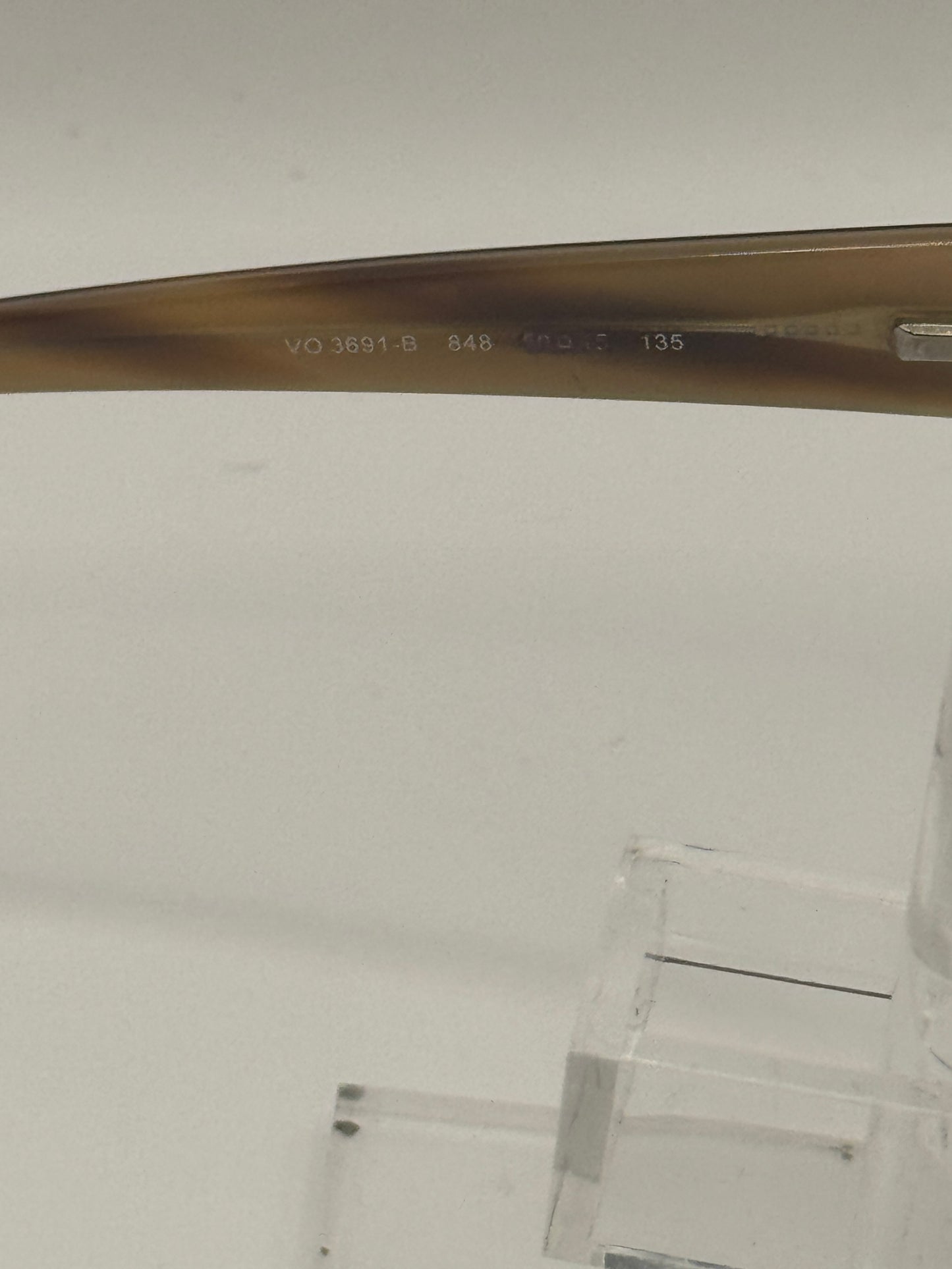 Vogue 3691b Eyeglasses in color 848