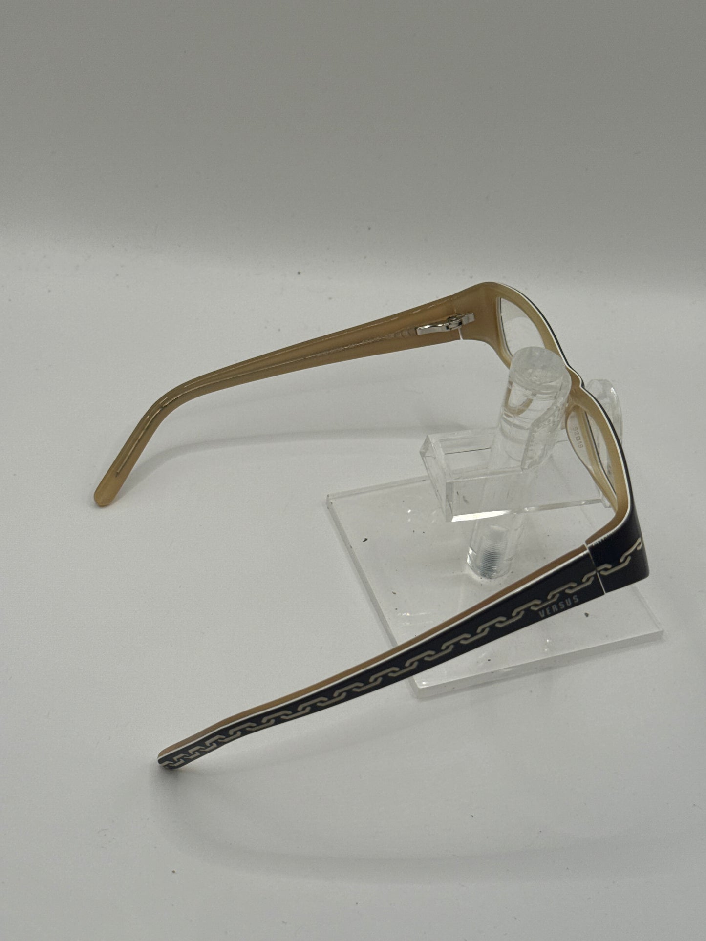 Versus 8059 Eyeglasses in color 601