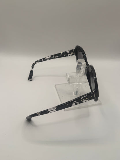 Coach 8166 Sunglasses in color 534811