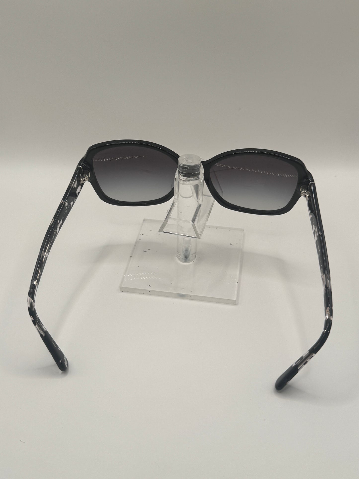 Coach 8166 Sunglasses in color 534811