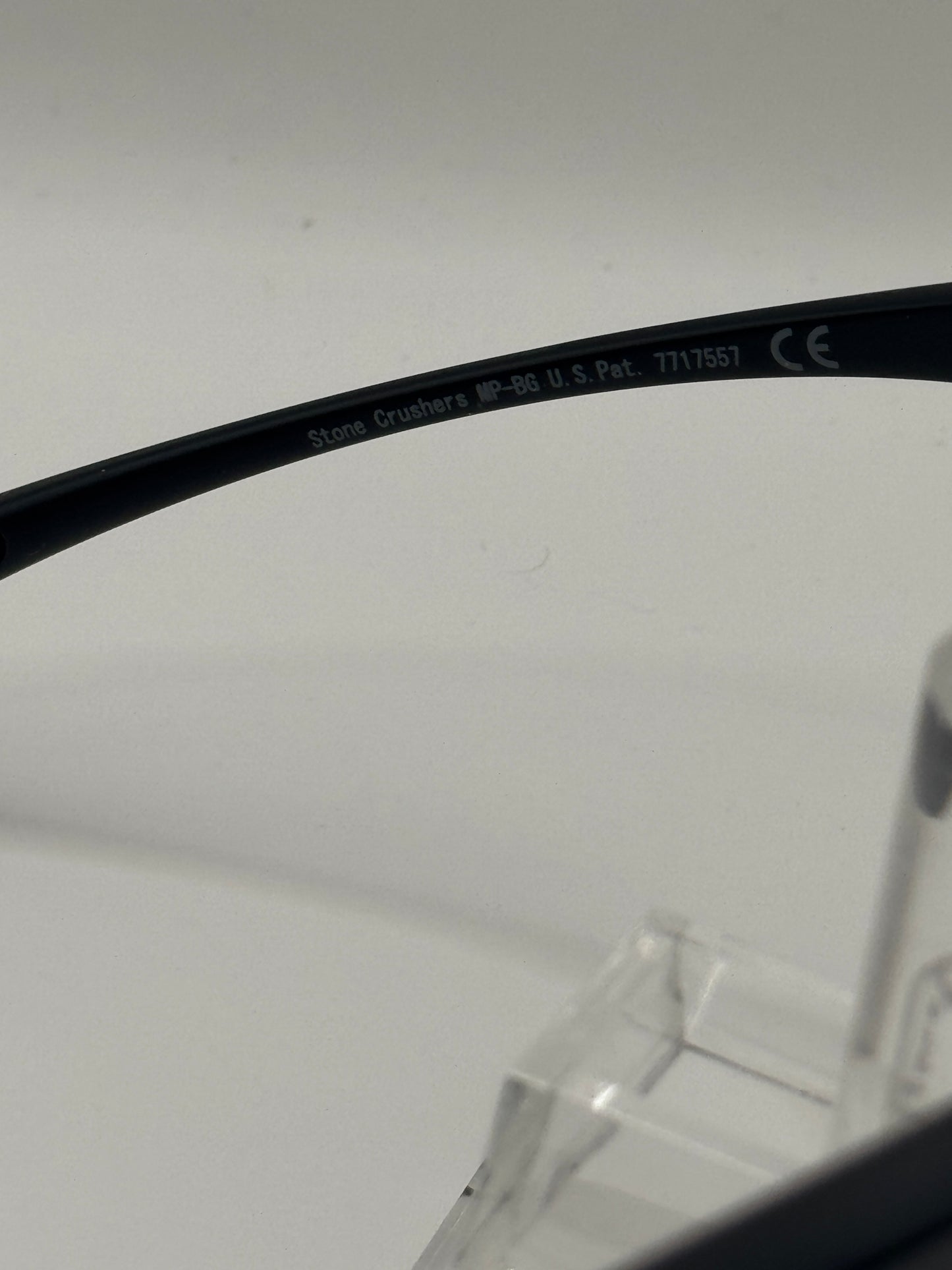Maui Jim Stone Crushers 429 Sunglasses in color 2m