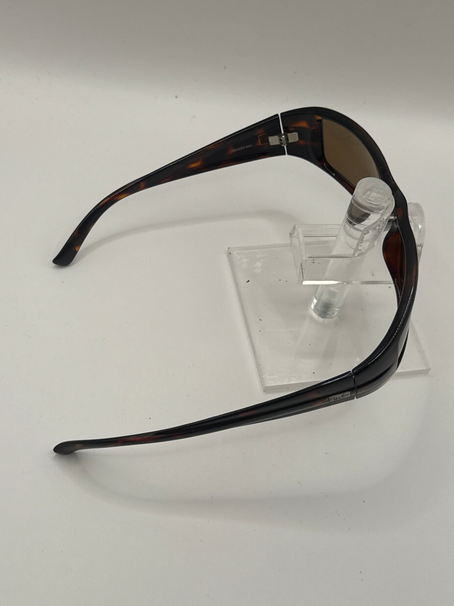 Ray Ban 4069 Sunglasses in color 642