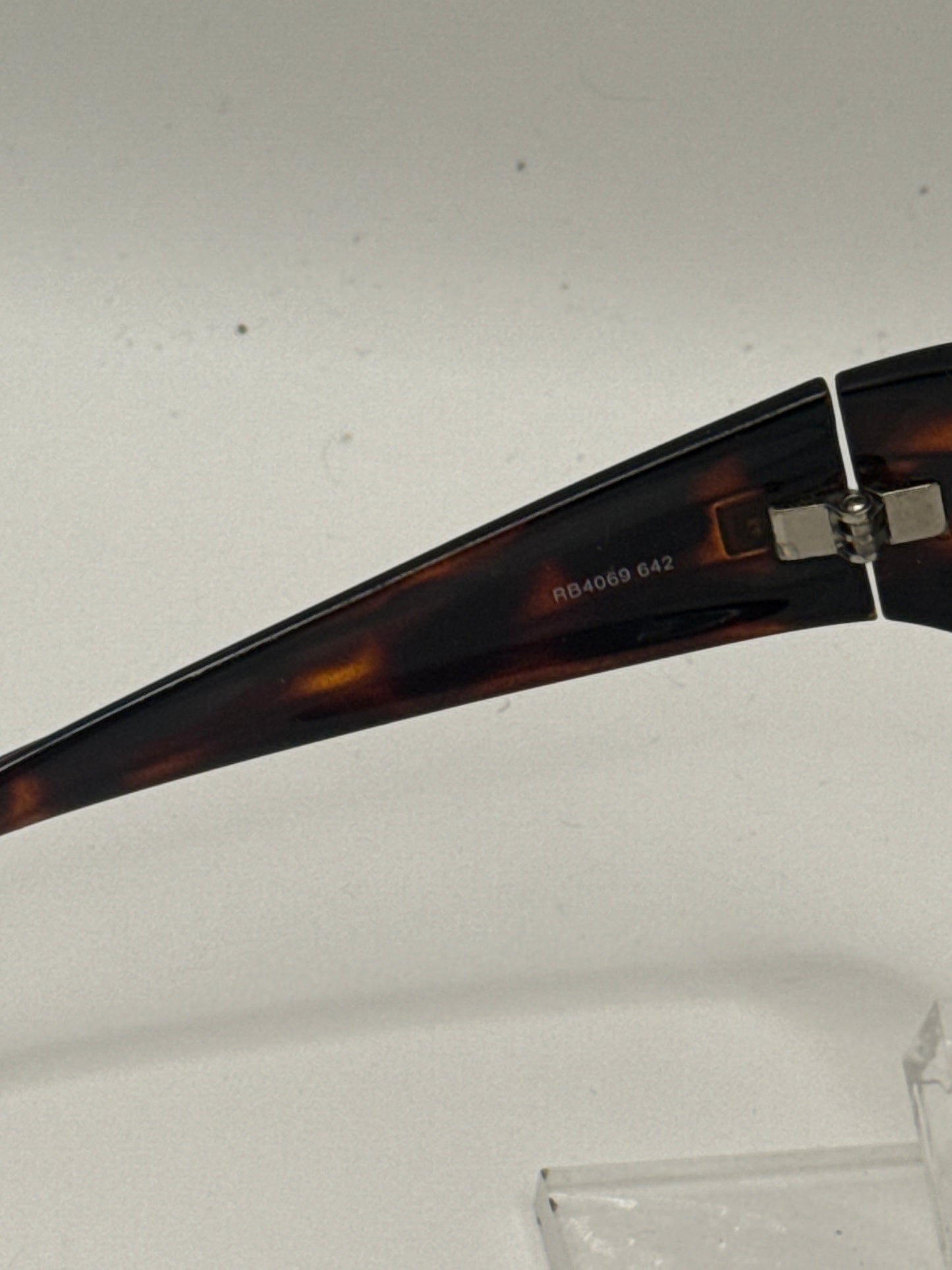 Ray Ban 4069 Sunglasses in color 642