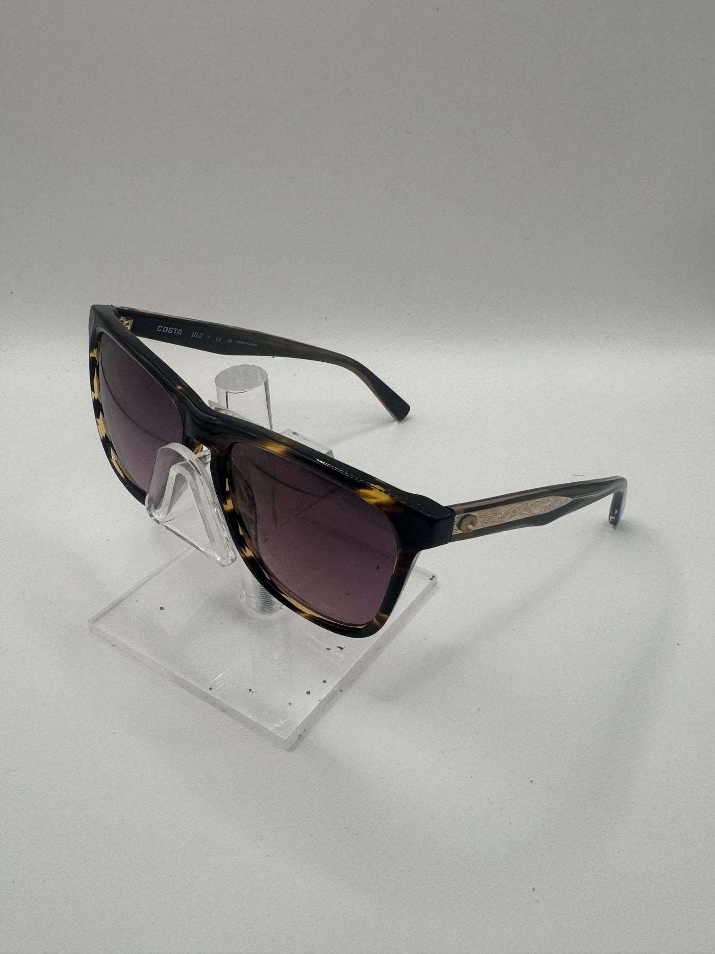 Costa Del Mar Ulu Sunglasses in color 201402