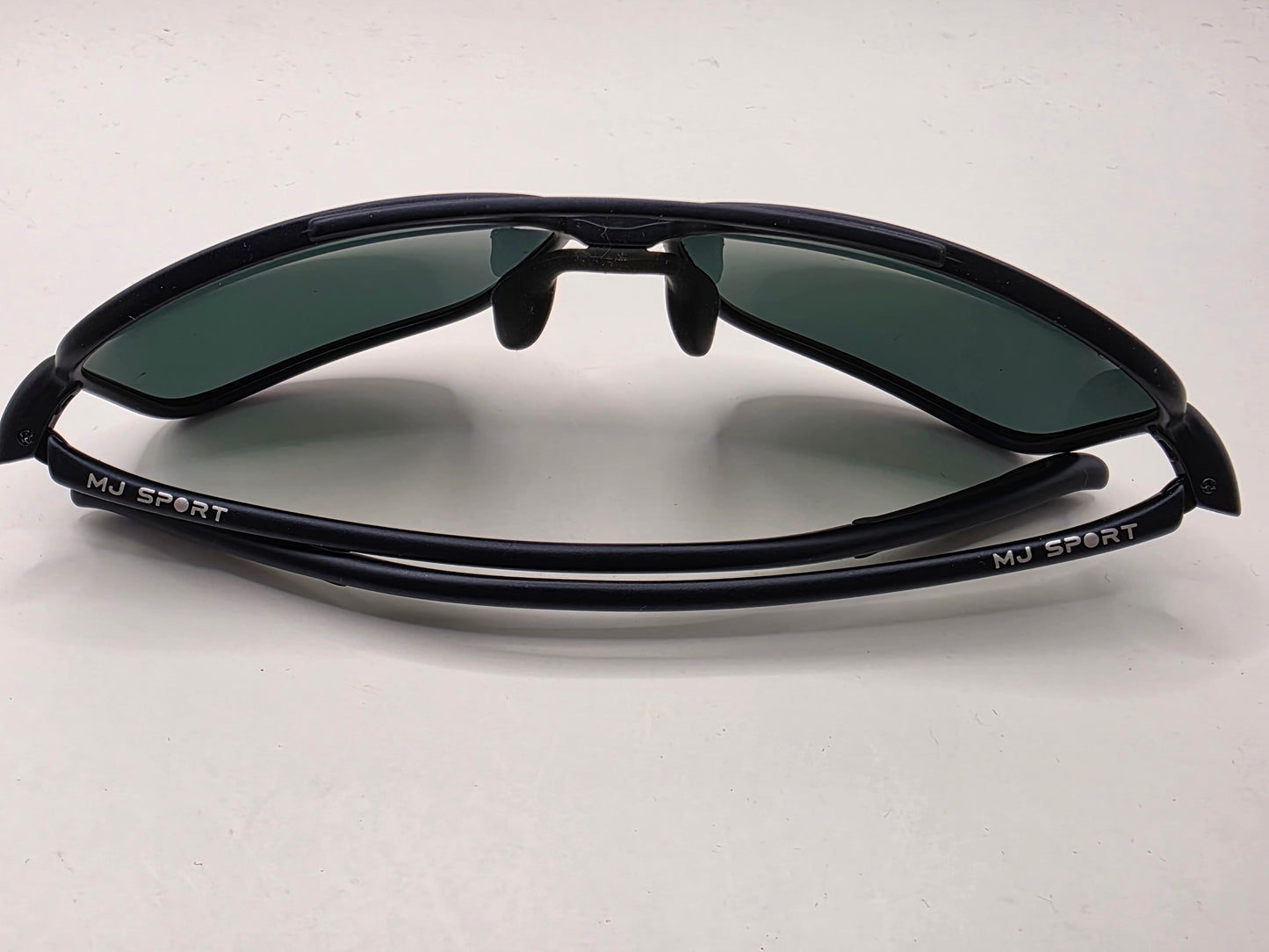Maui Jim Kaupo Gap Mj437 Sunglasses in color B43703m
