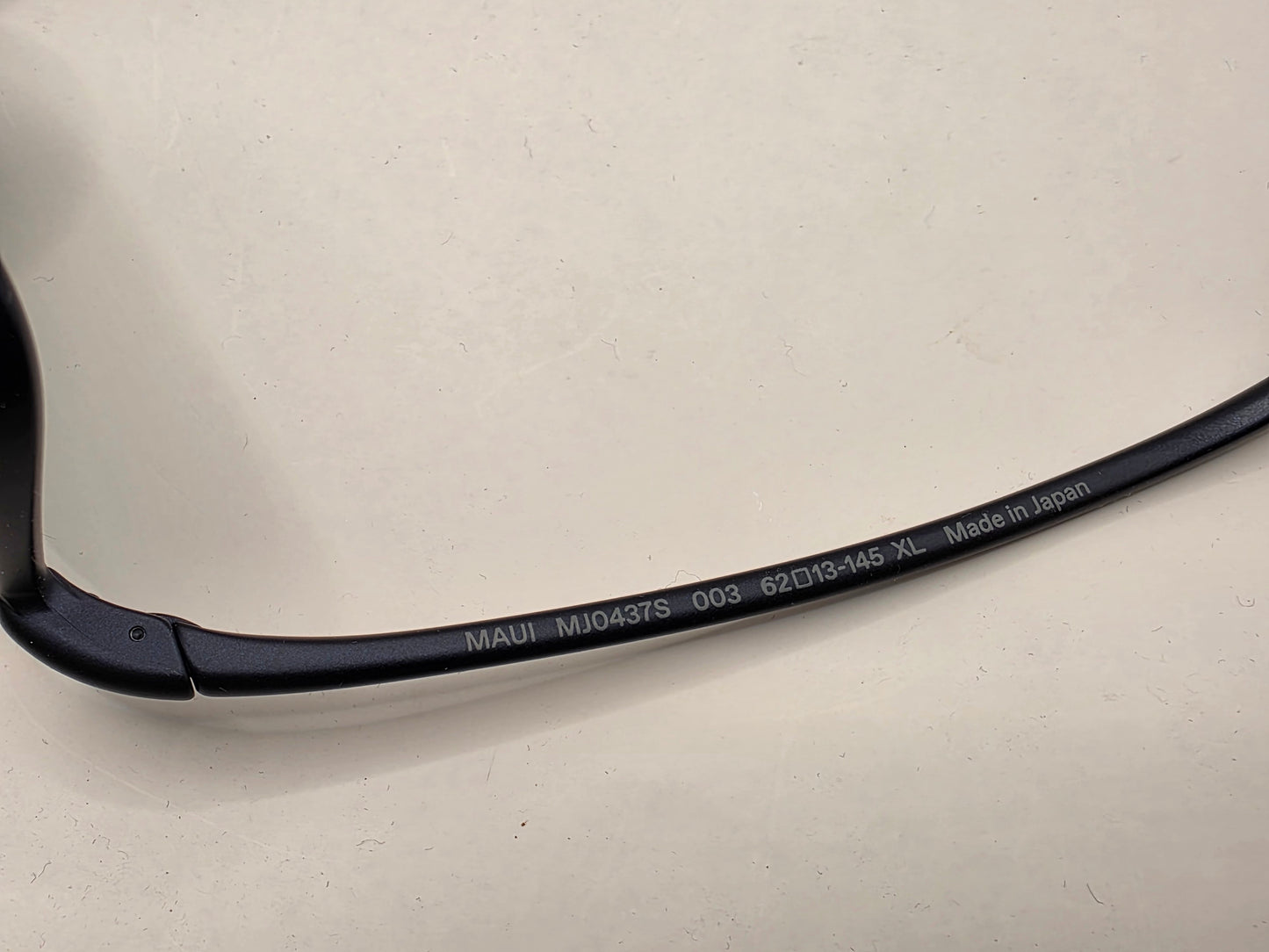 Maui Jim Kaupo Gap Mj437 Sunglasses in color B43703m
