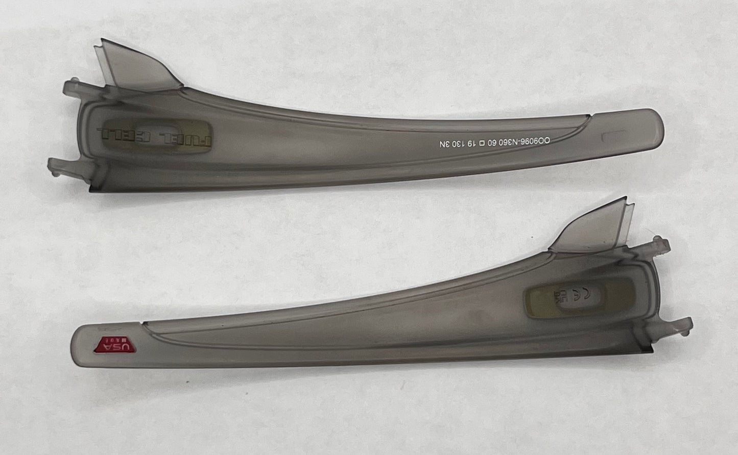 Oakley Fuel Cell Both Temples Gray