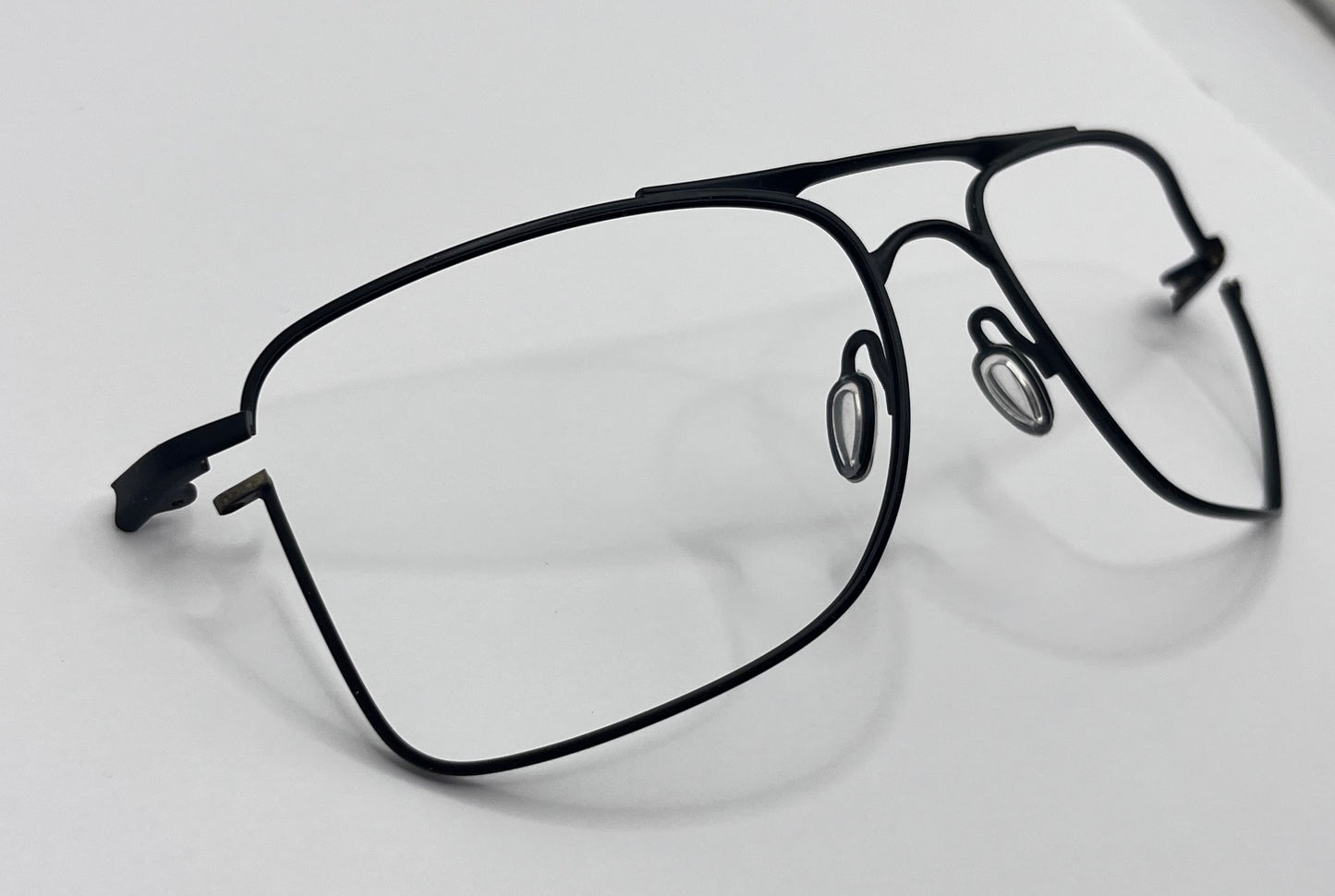 Oakley Gauge 8 Front Face Black
