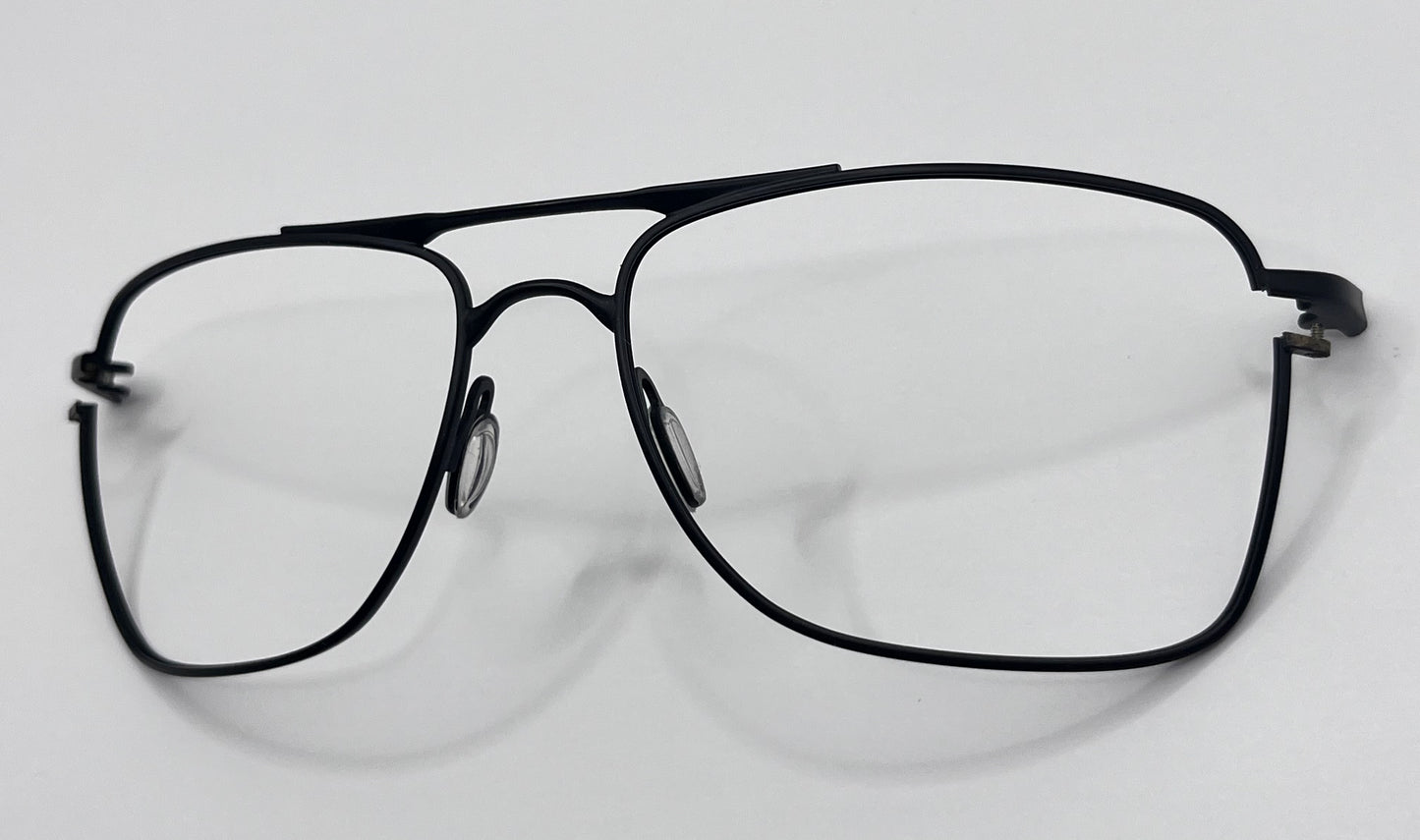 Oakley Gauge 8 Front Face Black