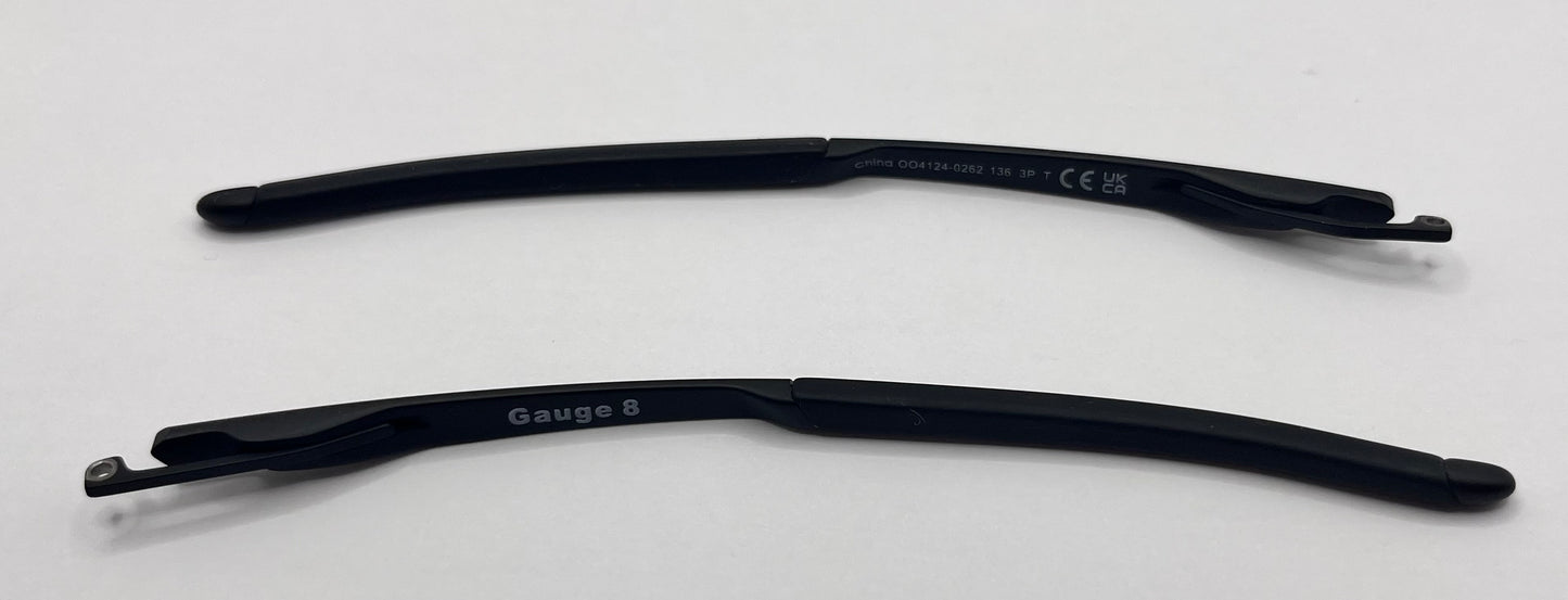 Oakley Gauge 8 Both Temples Black