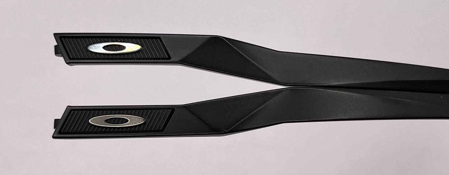 Oakley 9462 Both Temples Black