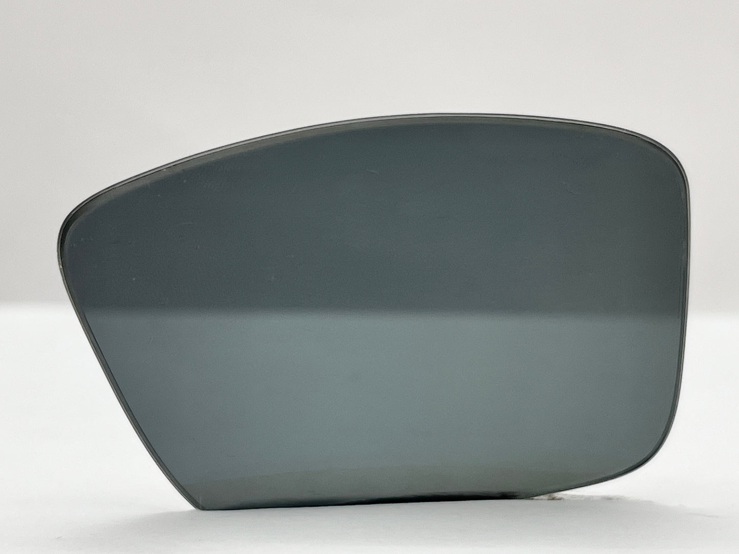 Costa Del Mar Tuna Alley Pro Right Lens Black Glass 580G