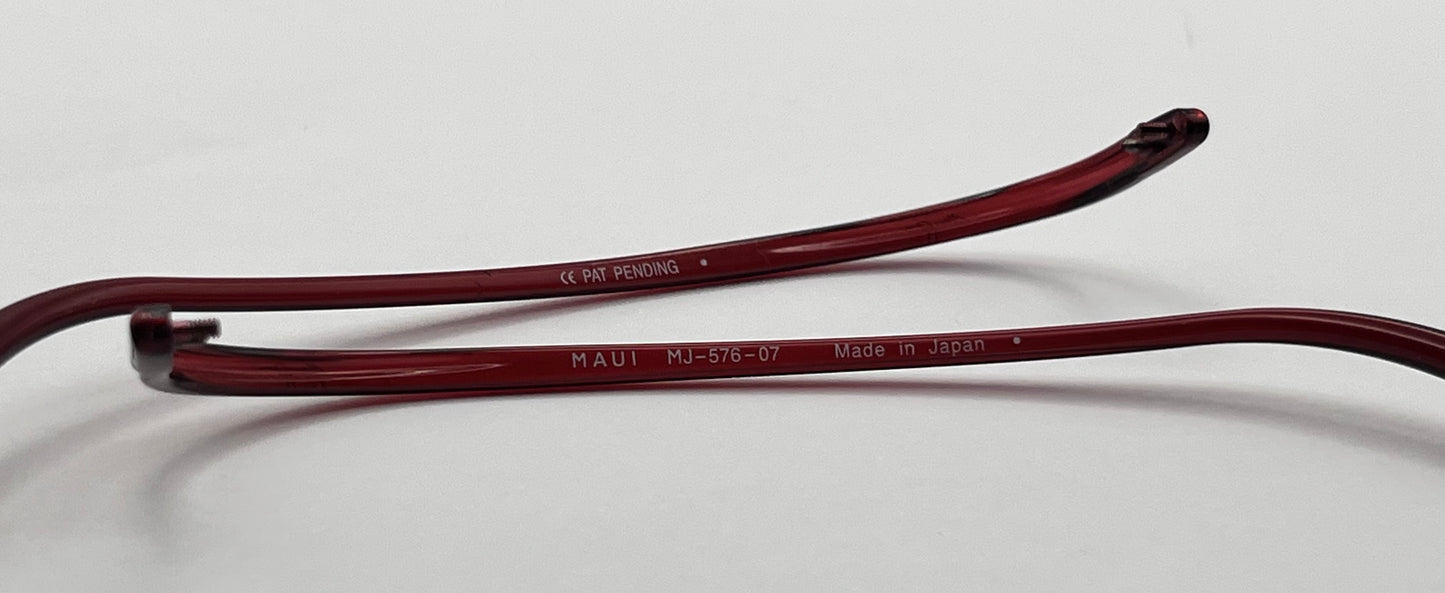 Maui Jim 576 Both Temples Red