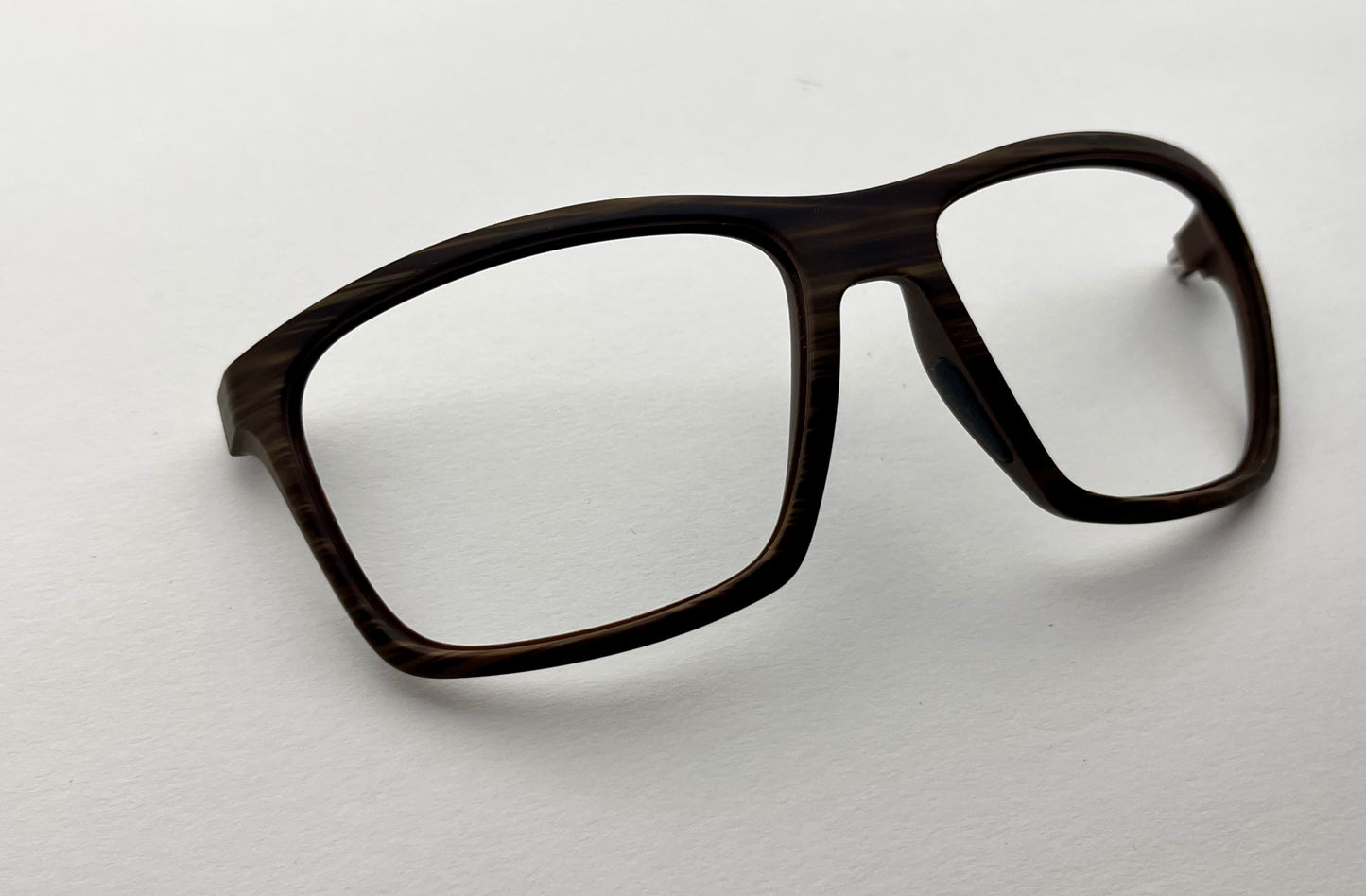 Maui Jim 804 Front Face Brown Stripes