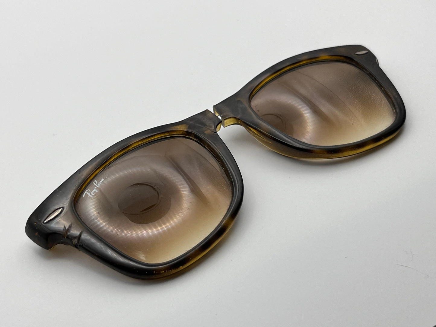 Costa Del Mar Folding Wayfarer Front Face Tortoise (front Face) Brown (lenses)