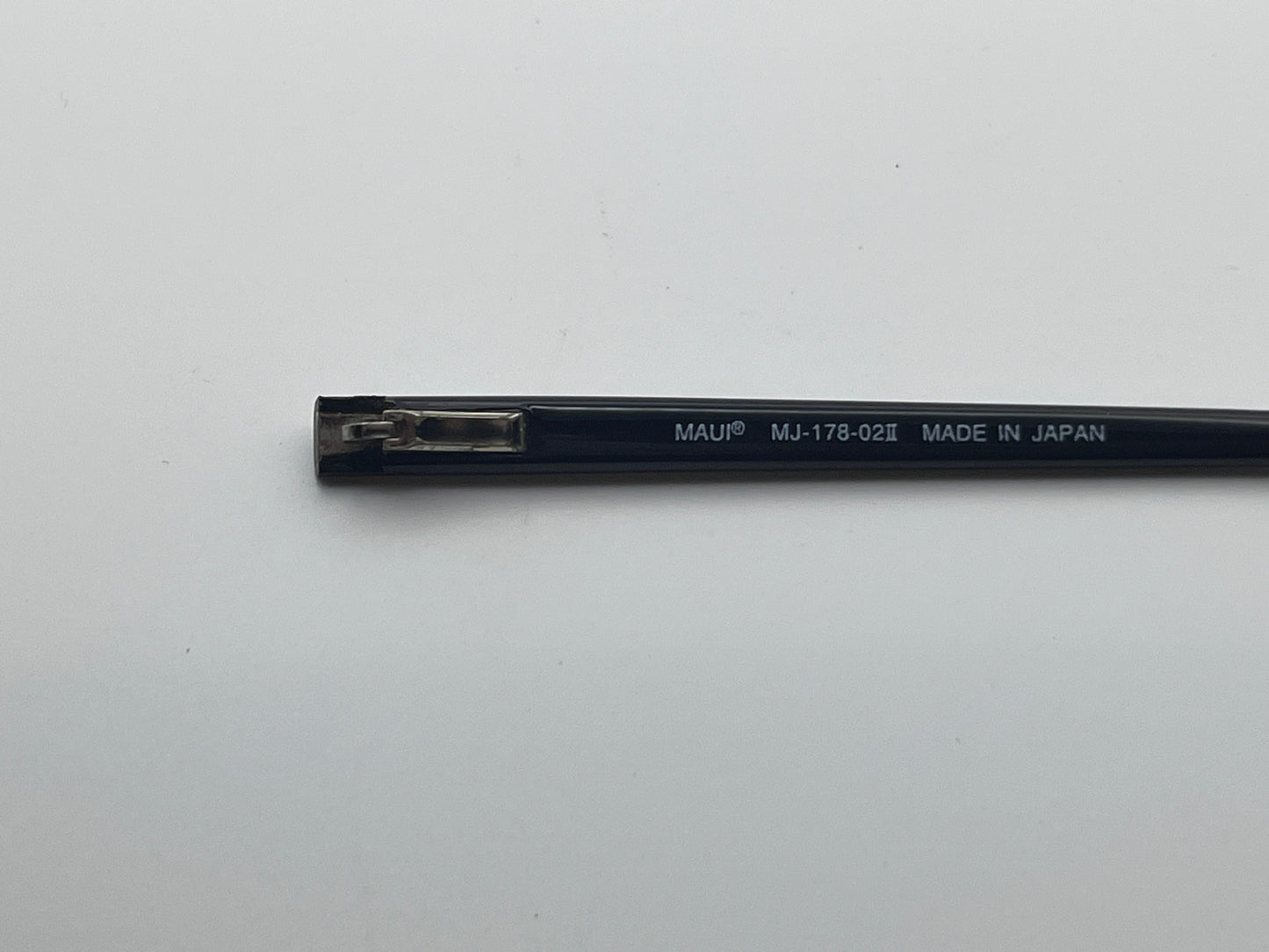 Maui Jim 178 Right Temple Black