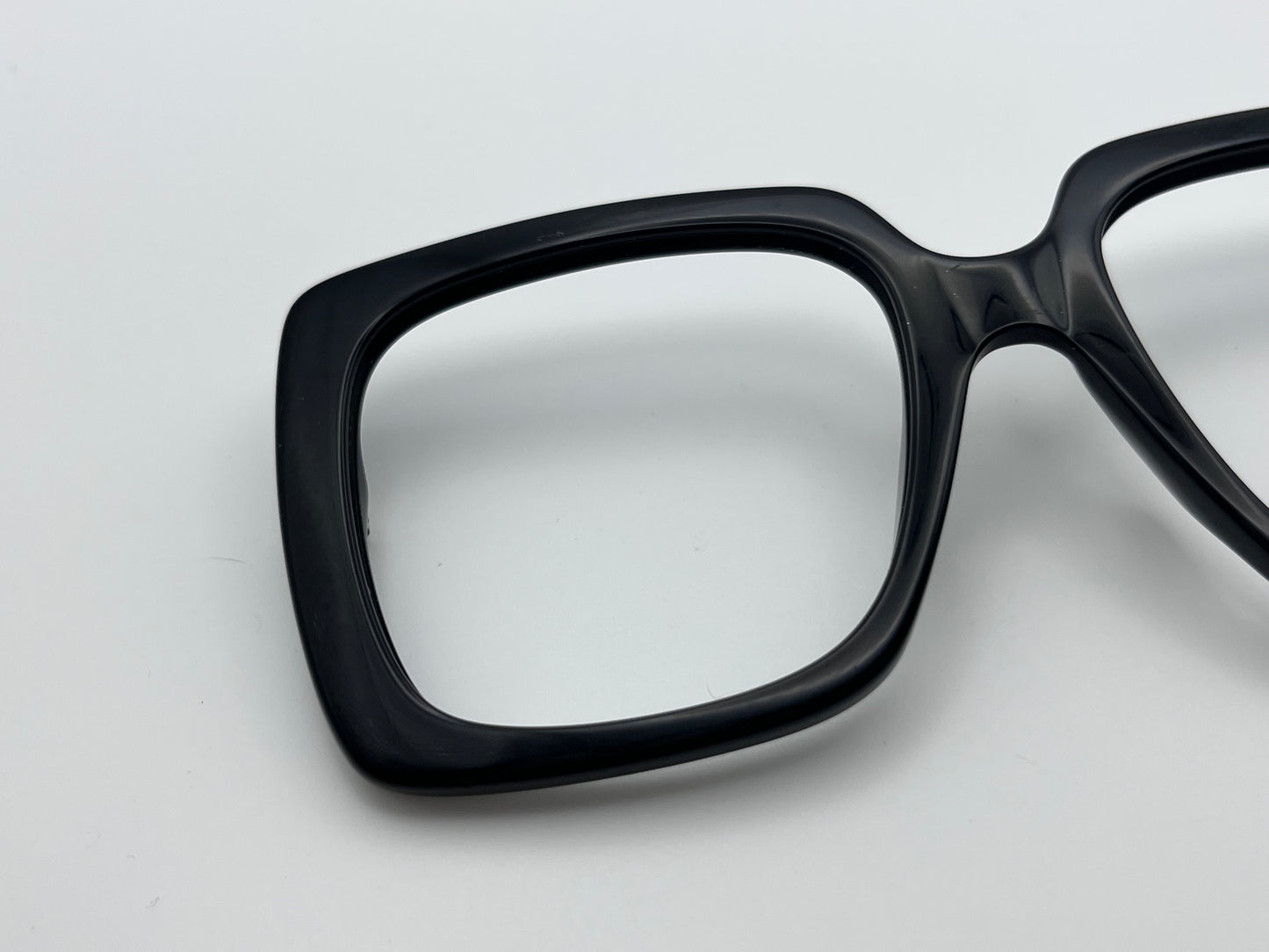 Gucci 0418s Front Face Black