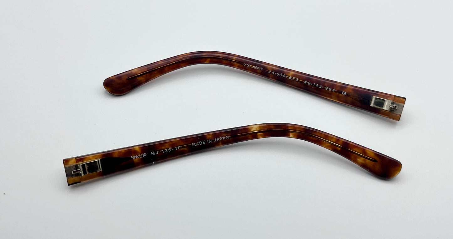 Maui Jim 136 Both Temples Tortoise
