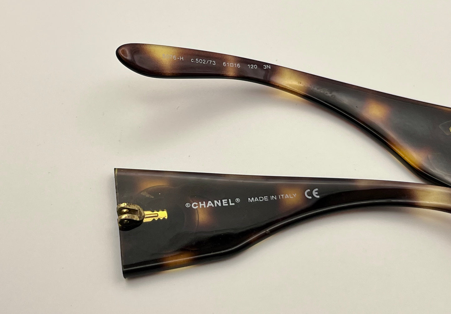 Chanel 5076 Both Temples Tortoise (one Missing Logo)