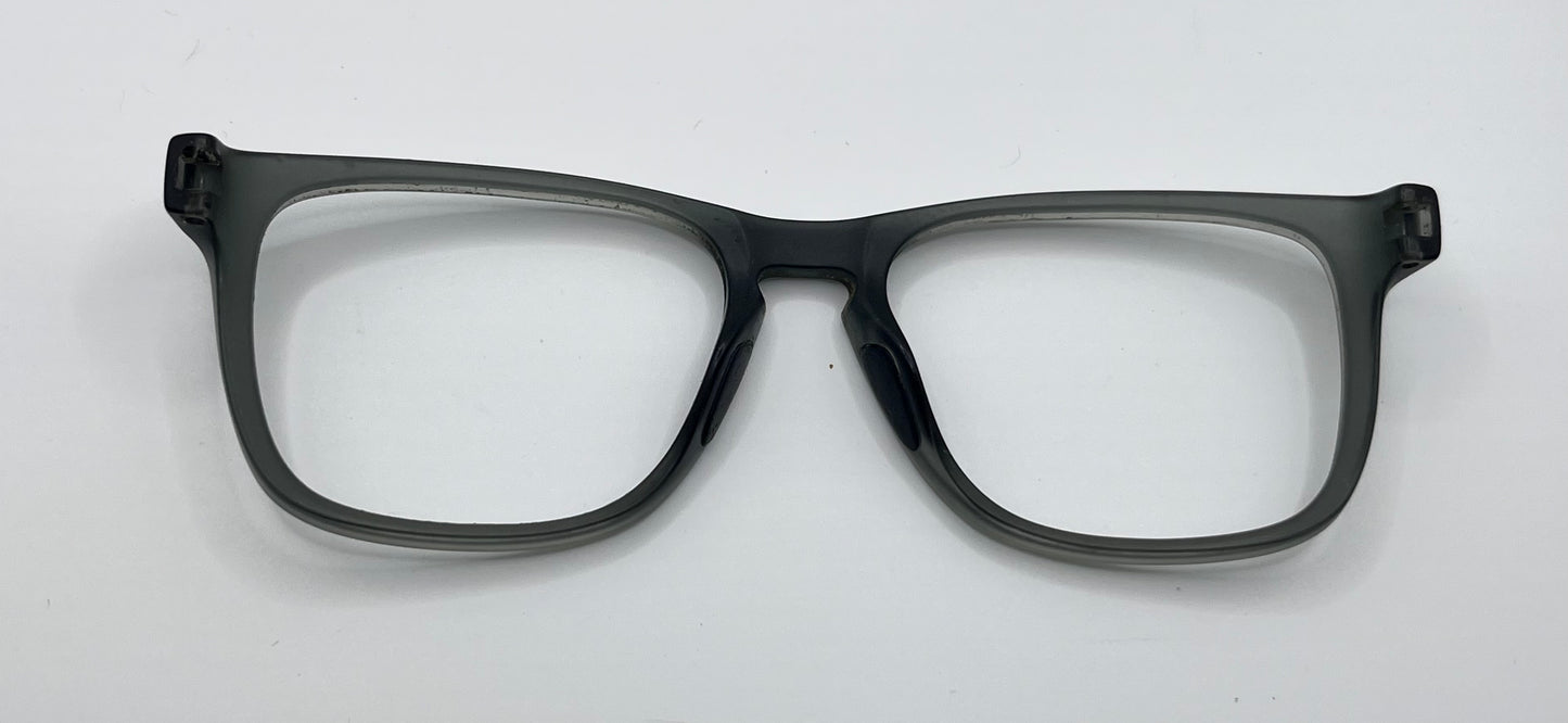 Maui Jim 762 Front Face Translucent Black