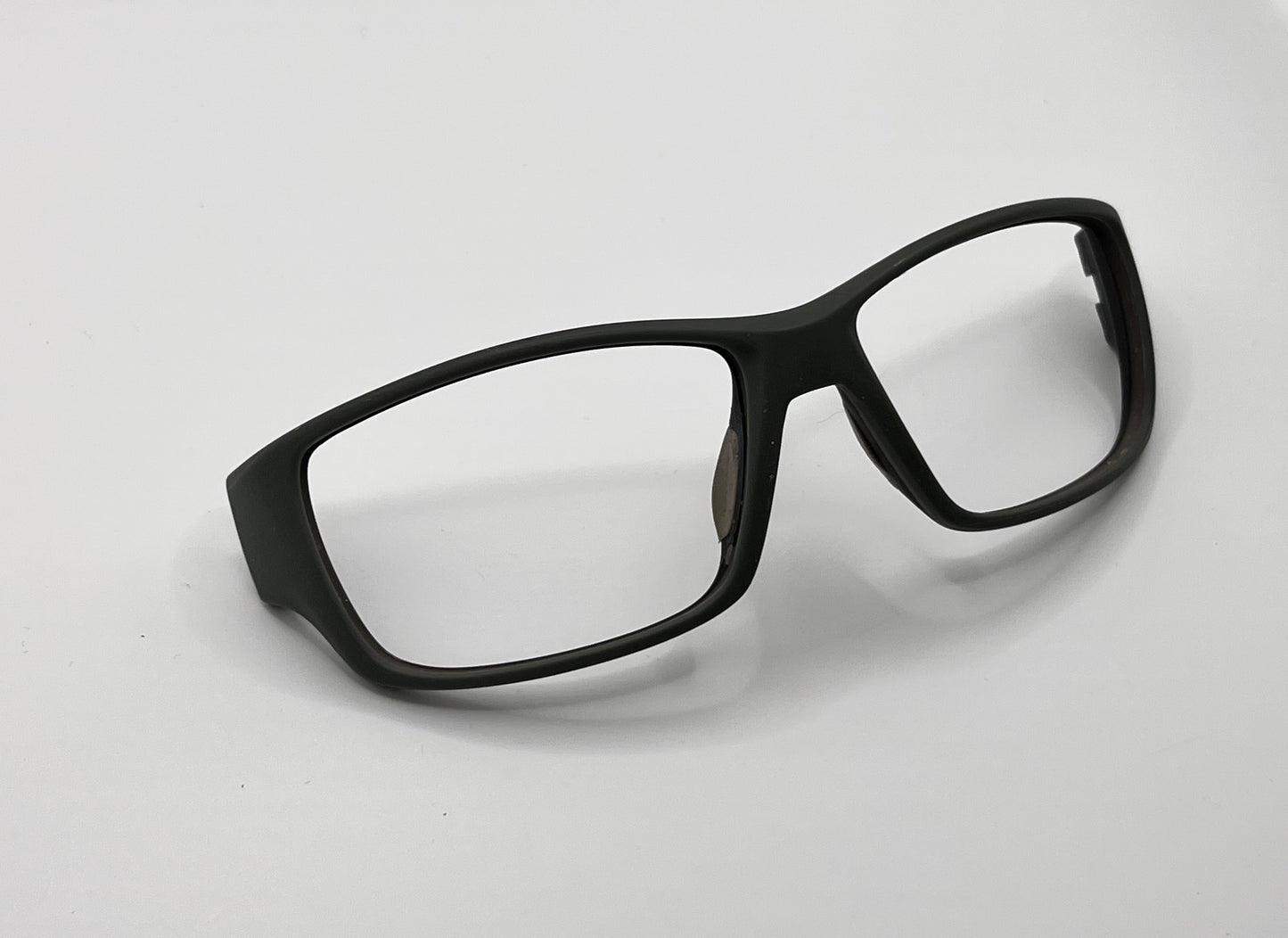 Maui Jim 810 Front Face Gray/black