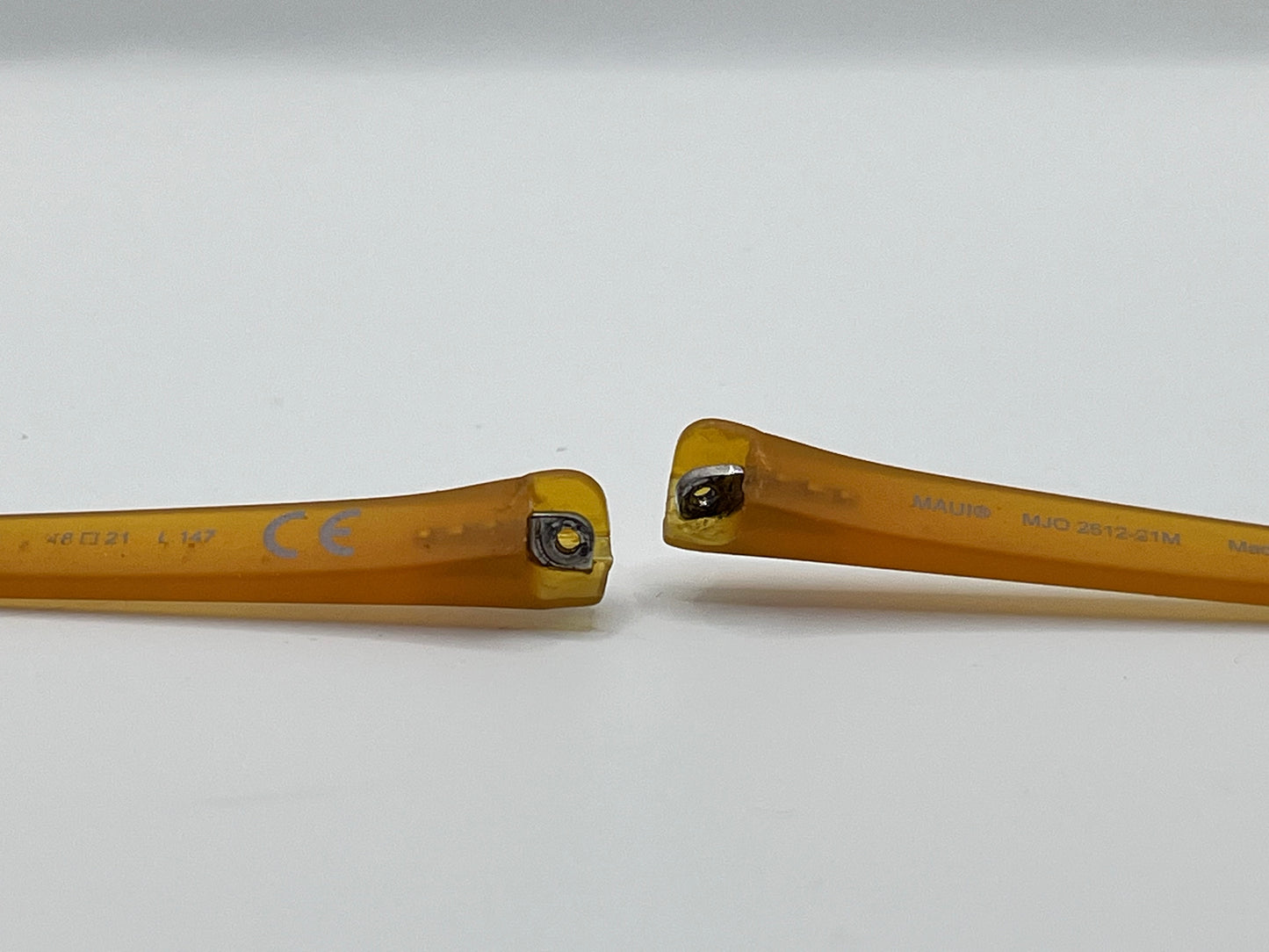 Maui Jim O2612 Both Temples Matte Yellow/brown