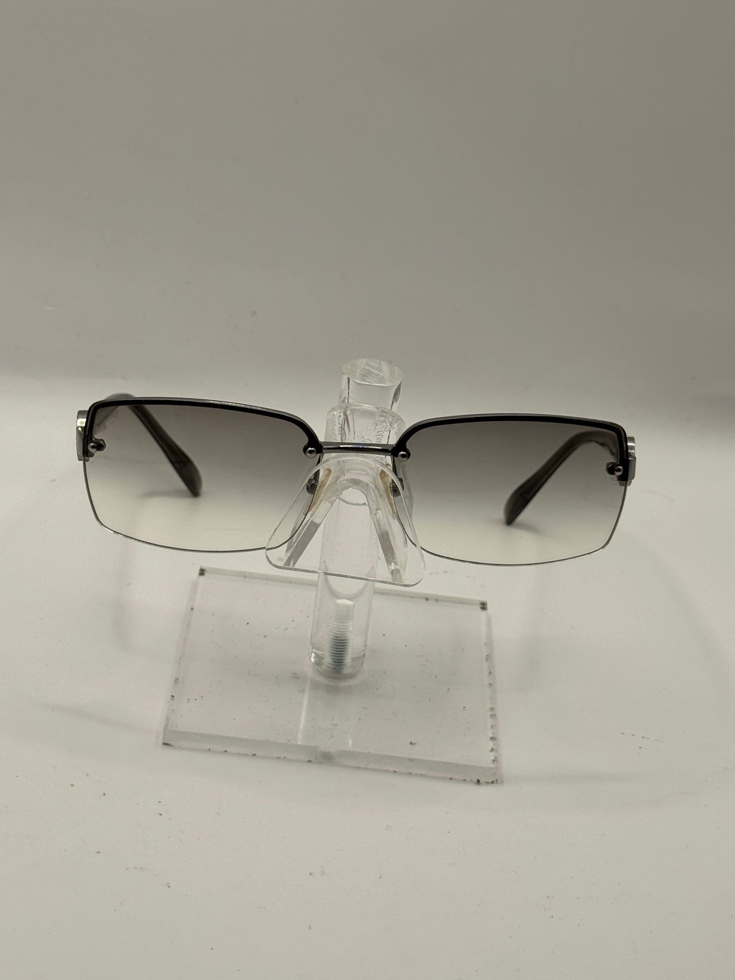 Giorgio Armani 401 Sunglasses in color Htu29