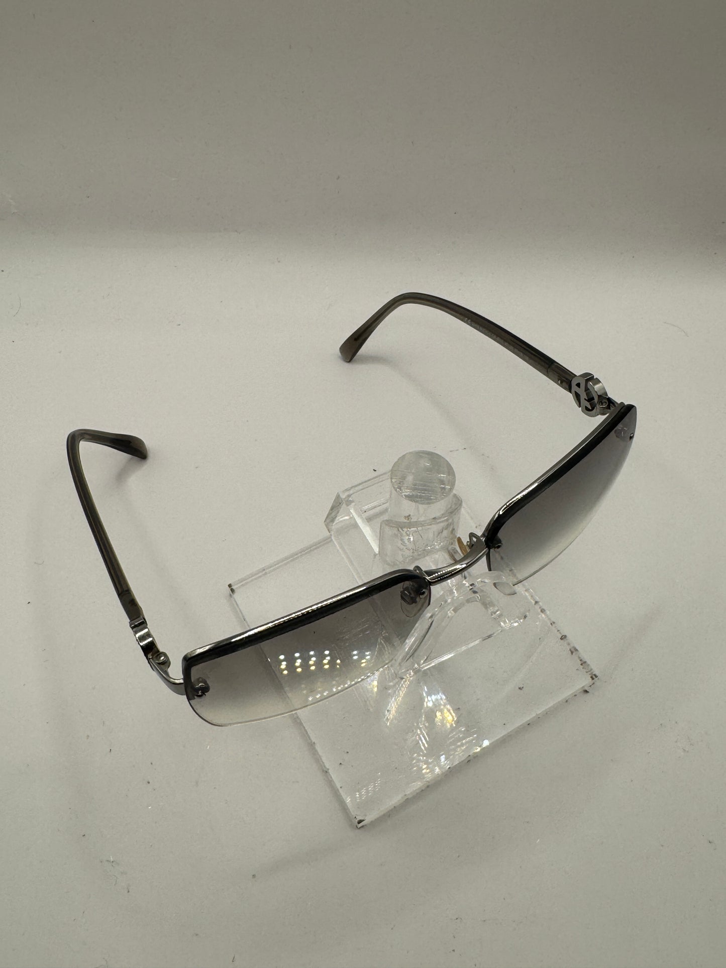 Giorgio Armani 401 Sunglasses in color Htu29