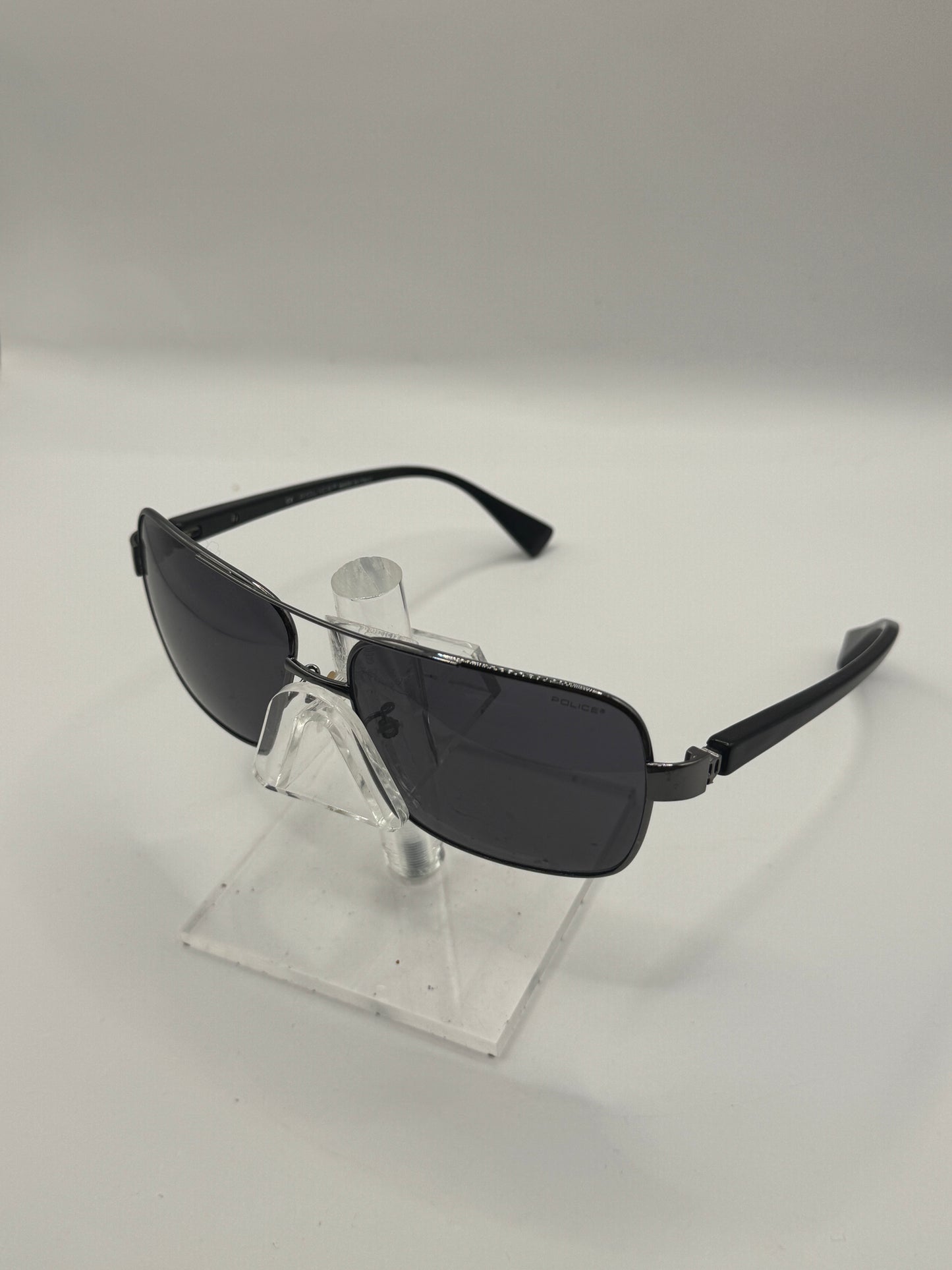 Police 8092 Sunglasses in color 568