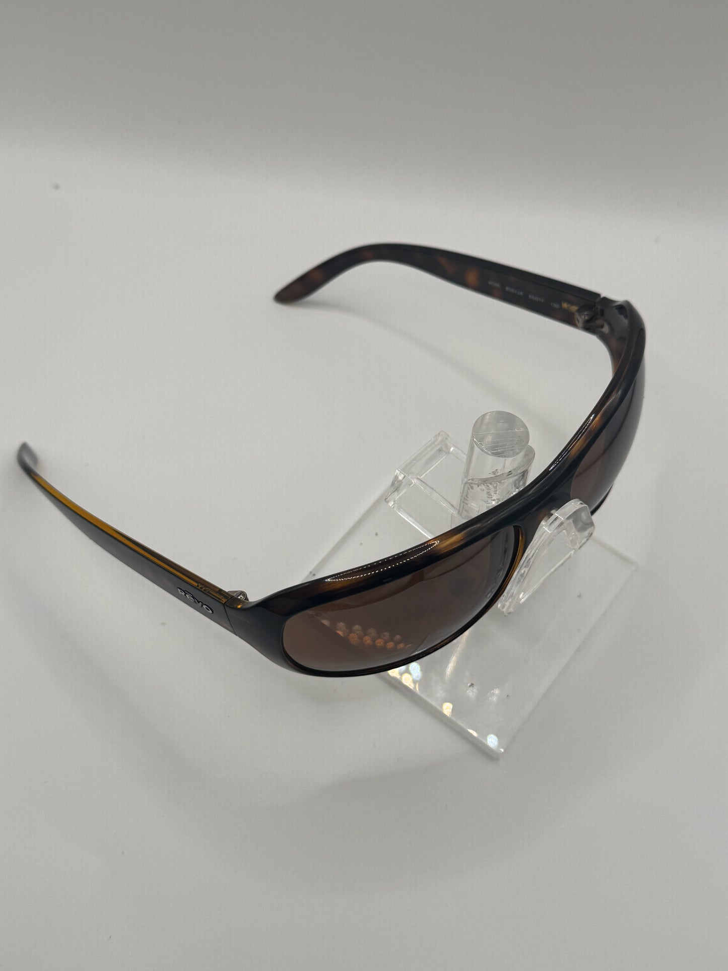Revo 4026 Sunglasses in color 805j4