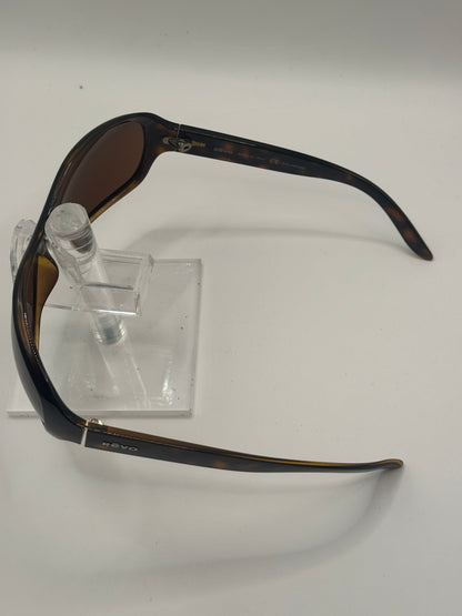 Revo 4026 Sunglasses in color 805j4