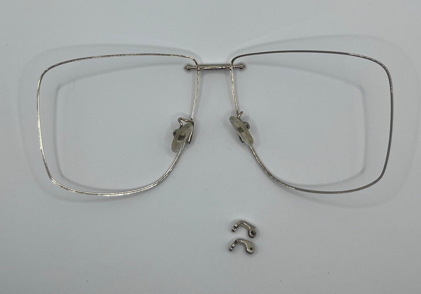 Alexander Mcqueen 343s Front Face Gold