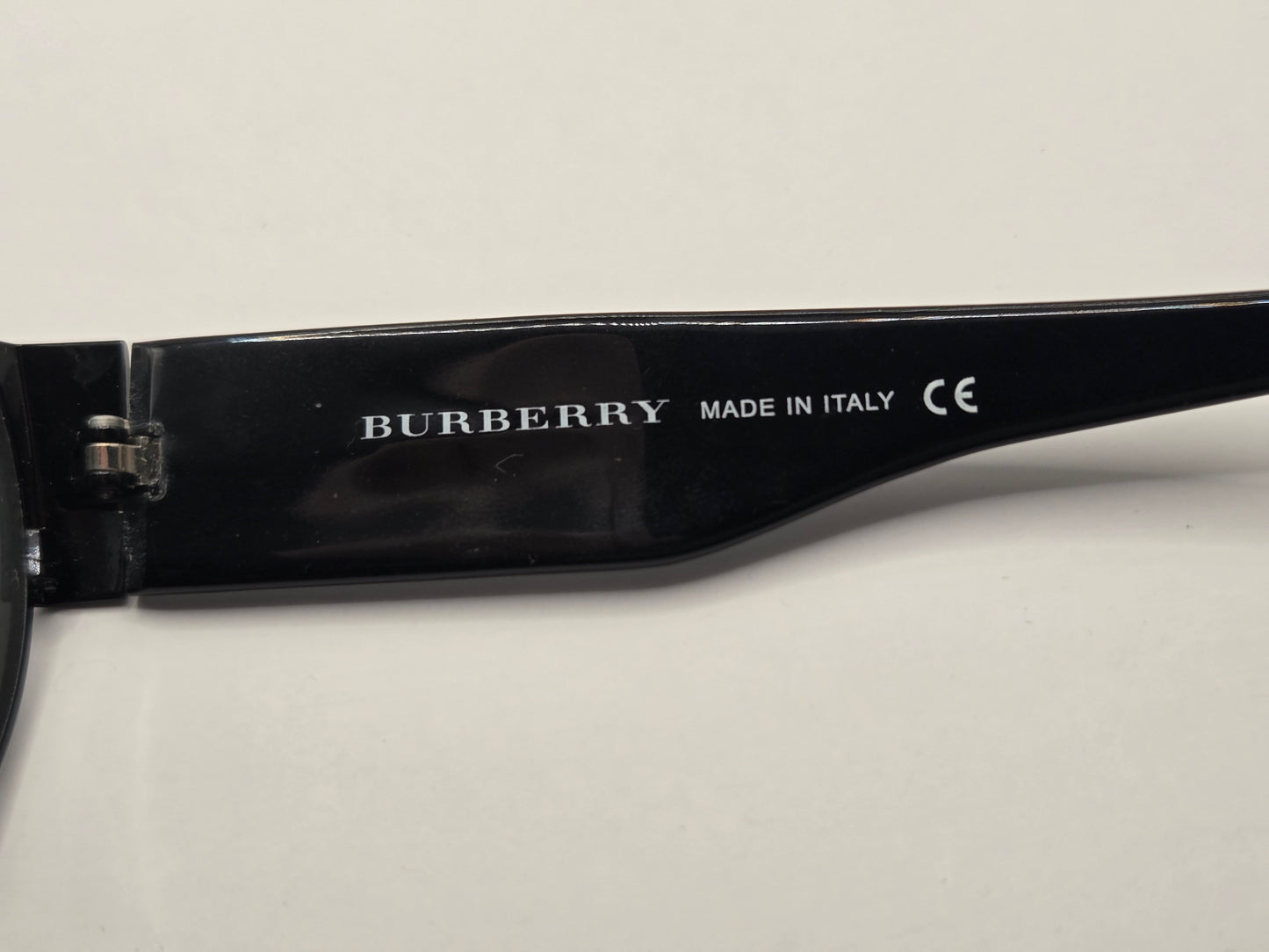 Burberry 3010 Sunglasses in color 100187