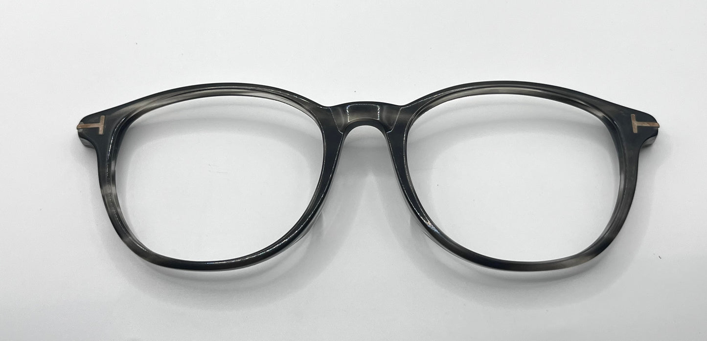 Tom Ford 5553 Front Face Light Brown