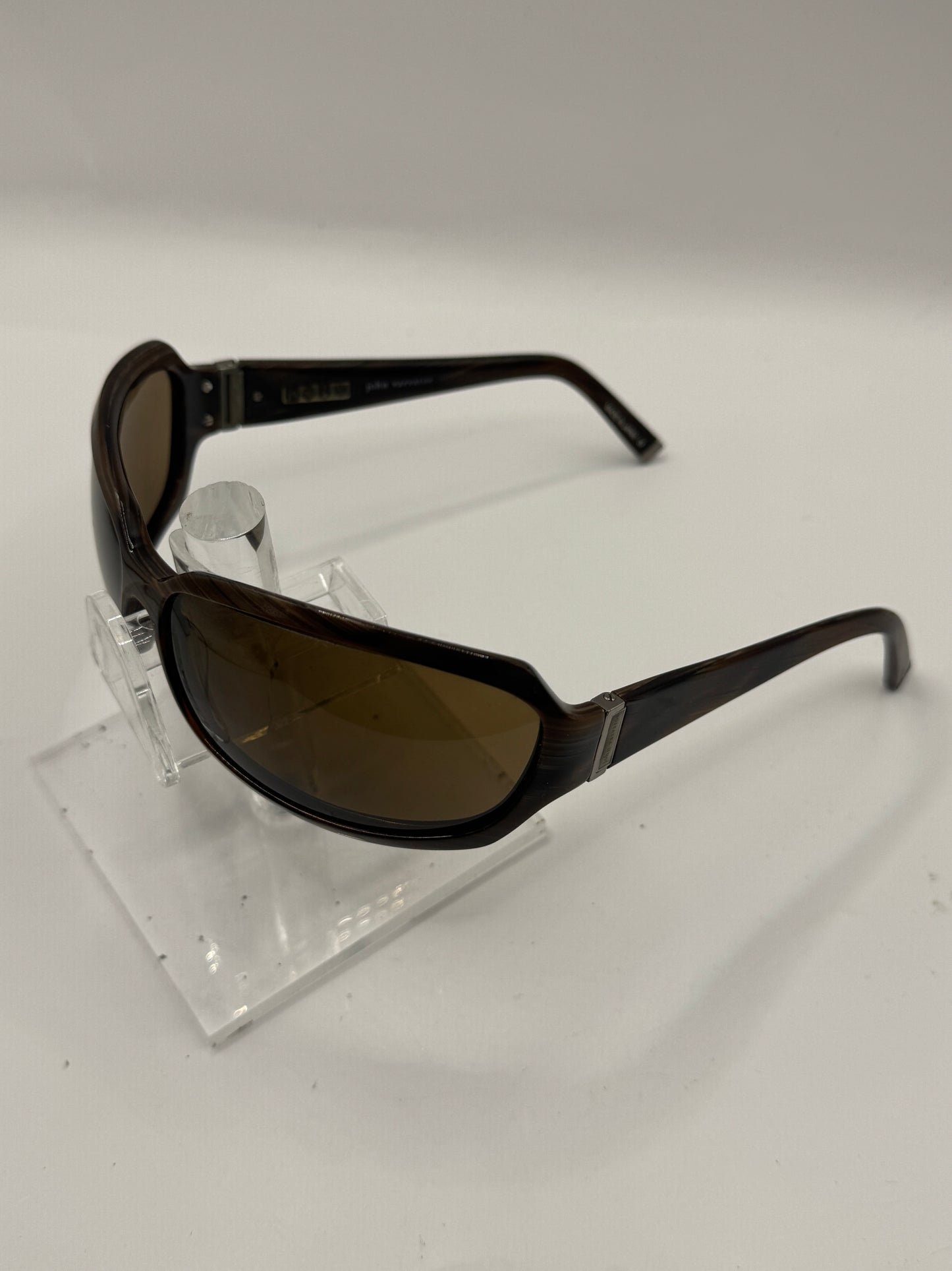John Varvatos V721 Sunglasses in color Brownhorn