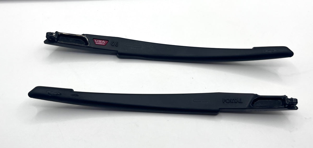 Oakley Portal Both Temples Black